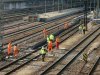chtz-hbf-bahnmitarbeiter-beim-kabel-ziehen-fuer-umbau-18-03-2009