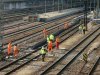 chtz-hbf-bahnmitarbeiter-beim-kabel-ziehen-fuer-umbau-18-03-2009